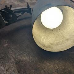 昭和レトロな作業灯の画像
