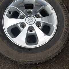 中古★日産純正アルミホイール　15インチ　6JJ　OFF＋35　6穴　PCD139.7　(タイヤは使用不可)の画像