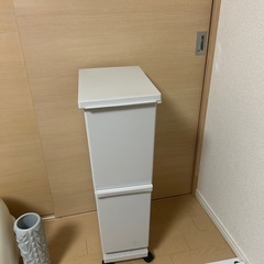 ダストボックス