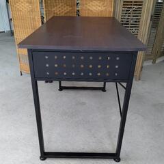 20250611001　家具　机の画像