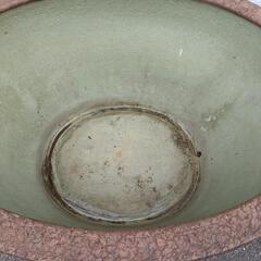 大型睡蓮鉢　メダカ鉢　水槽の画像