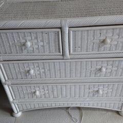 白あみあみが可愛いタンス