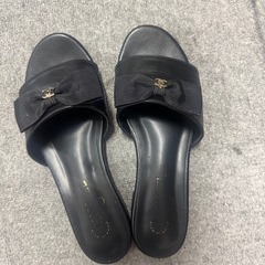 CHANELスリッパの画像