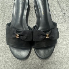 CHANELスリッパの画像