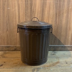 ブラウン　金属製円筒形バケツ　蓋付き　インテリア　ゴミ箱　