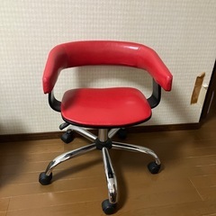 キャスター付き回転椅子