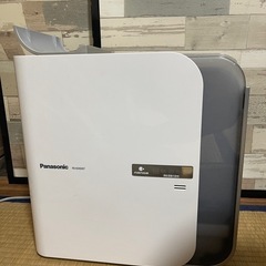 Panasonic F-RO05 除湿機 ホワイト