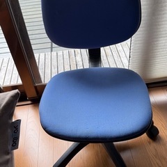 オフィスチェア ブルー イス 椅子 事務所 デスクチェア チェアーの画像