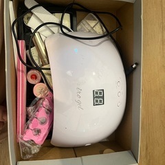 無料で譲ります！セルフネイルキットの画像