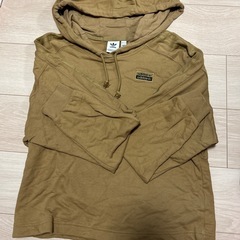 未使用adidasパーカー