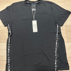 新品adidas Tシャツ