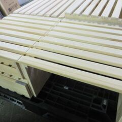 第930回　 ※取引中/売約済***********　　　　　　スノコすのこ　　取り放題　未使用　ベッド　ＤＩＹ素材　木材　エラー品　リフォームの画像