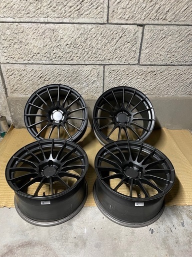 ホイール 18インチ ENKEI RS05RR
