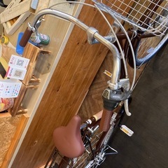 【訳あり！前後タイヤ・チューブ新品！】 LEDオートライト　6段変速　26インチ自転車　ブラウンの画像