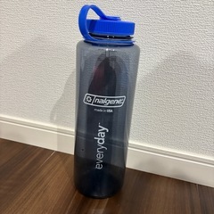 Nalgene 1.5ml 水筒 目盛り付き