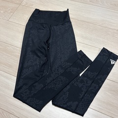 adidas レギンス
