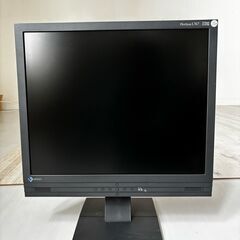 PC用モニター　EIZO FlexScan L767 19in