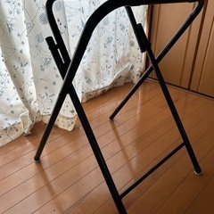 テーブル