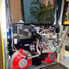 ペルソナ4 実機 不具合無し キー2本 コイン付き パチスロ