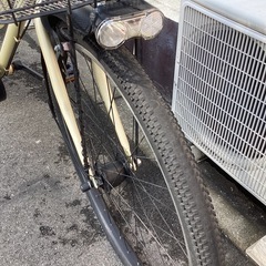 ♪ジモティー特価♪装備充実！！極太タイヤがカッコイイ　２７，５シティサイクル　中古自転車の画像