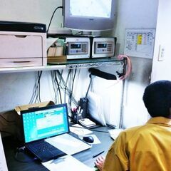 リサイクル工場事務所内で事務仕事と軽作業