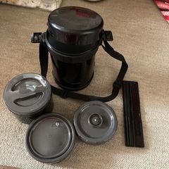 お弁当箱