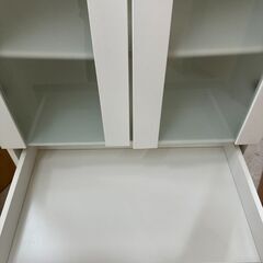 ★リユースのサカイ高崎店★TJ11892  食器棚 白 H178×D39.5×W60 クリーニング済みの画像