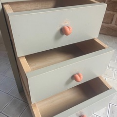 木製　引き出しの画像