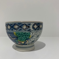 【お値下げ中】湯呑み茶碗と小さめお皿の画像