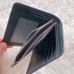 財布 本革 二つ折りコンパクト メンズ ファスナー小銭入れ ブラック ギフト トップレザー 天然本牛革 大容量 ギフトボックス付きの画像