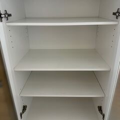 ★リユースのサカイ高崎店★TJ11898  食器棚 白 H91.3×D39.5×W60 クリーニング済みの画像