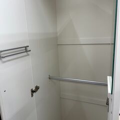 ★リユースのサカイ高崎店★TJ11901 ニトリ クローゼット 白 H201×D54×W58 クリーニング済みの画像