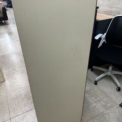 ★リユースのサカイ高崎店★TJ11902  チェスト 緑/茶 H136×D45×W89 クリーニング済みの画像