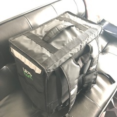 UberEats配達用バッグ①の画像
