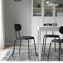 IKEAの椅子。2脚有り。
