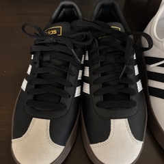 新品アディダス adidas スニーカー 24.5 色違い２足の画像