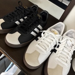 新品アディダス adidas スニーカー 24.5 色違い２足