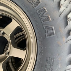 ランクル系タイヤホイール4本セットの画像