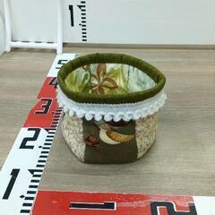 0611-107 パッチワーク 入れ物