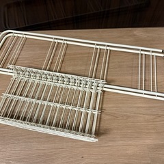 【破損あり】組み立て式ラックの画像