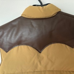 シューガーケンダウンベストの画像