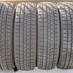 工賃込み２０２３年製ブリヂストン冬タイヤ１５５／６５Ｒ１４　４本...