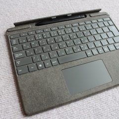 【本体美品】Surface Pro 8＋純正キーボードとスリムペン　おまけ2点付の画像