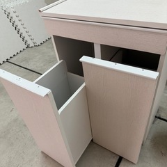 ゴミ箱の画像