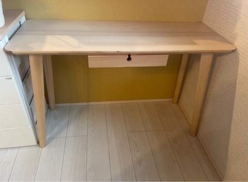 IKEA リーサボー デスク