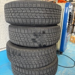 スタッドレスタイヤ195/65r15の画像