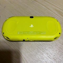 PlayStation Vita Wi-Fiモデル ライムグリーン/ホワイトの画像