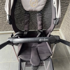 cybex✴︎ベビーカーの画像