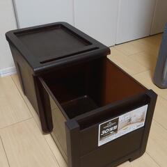 収納ボックスの画像