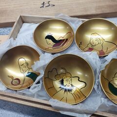 【非対面お渡しOK!】 未使用品 会津若松 白木屋漆器店 七福神 酒坏7個セット うるし塗 天然木の画像